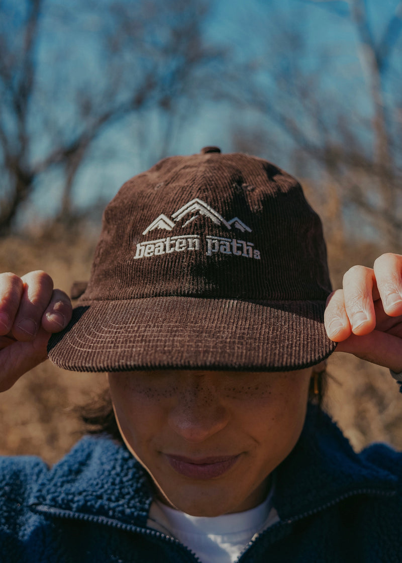 BROWN CORDUROY CLASSIC HAT