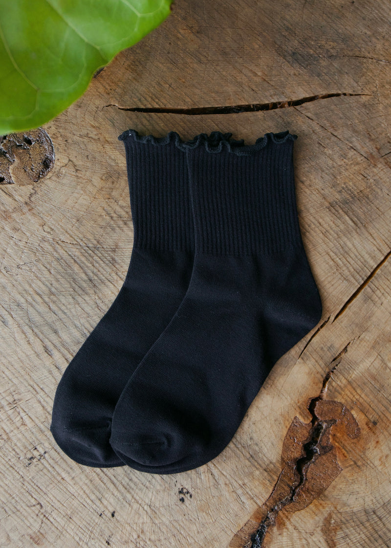 RUFFLE RIB QUARTER SOCKS BLACK