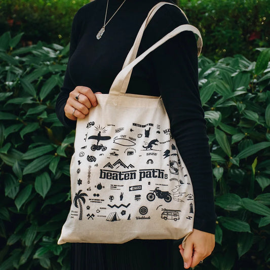 BLEND OF MEDIUMS TOTE BAG