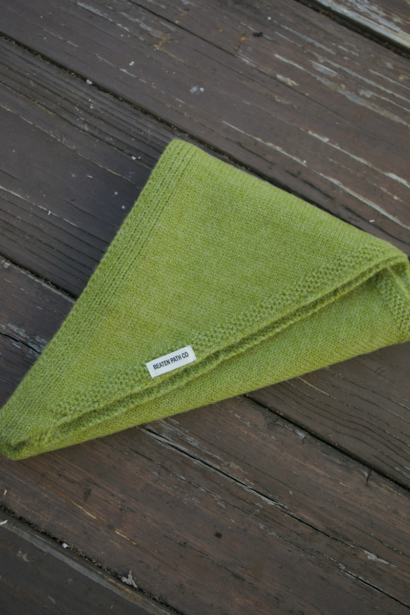 HARVEST LIME WOOL TRIANGLE SCARF