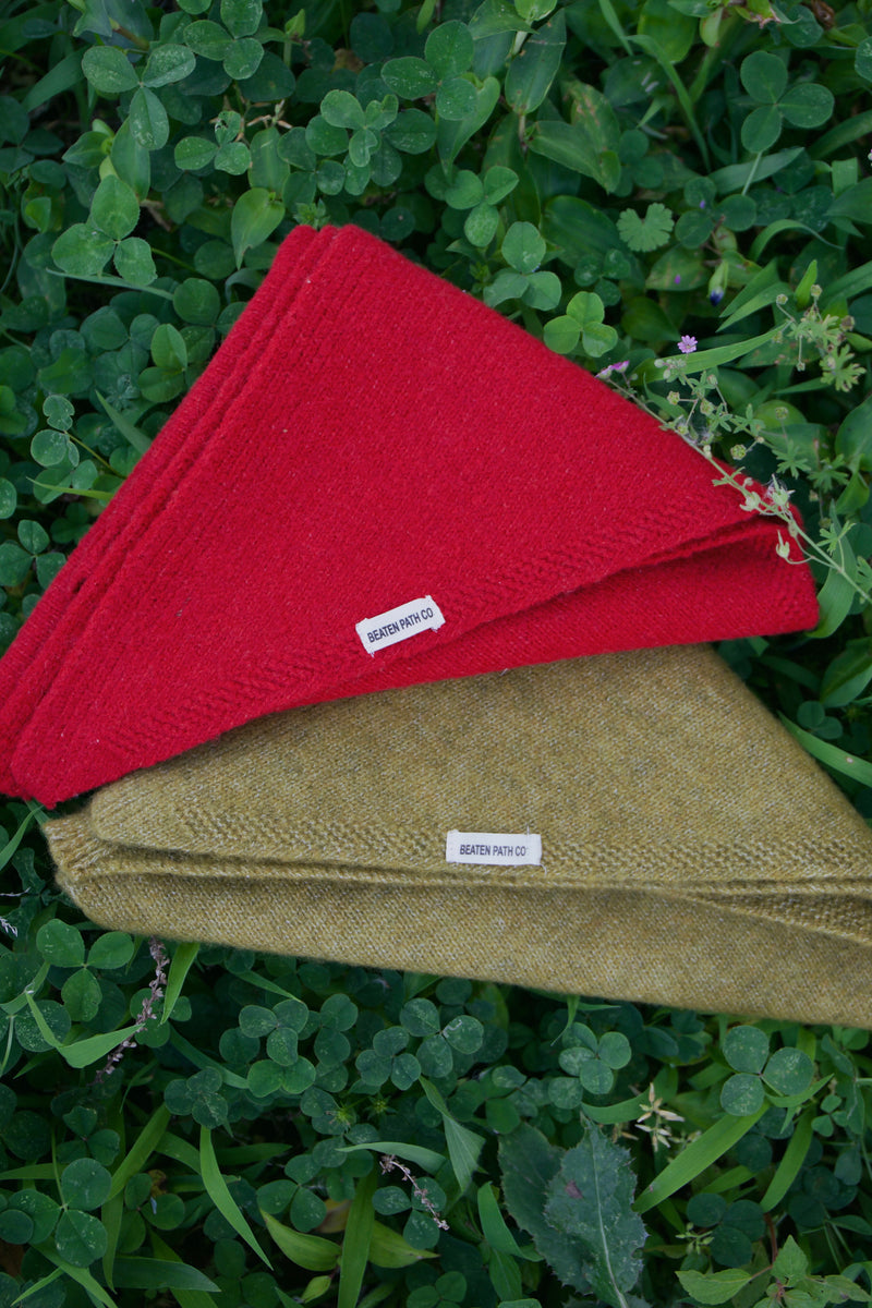 WILD OLIVE & STRAWBERRY TRIANGLE SCARF PACK
